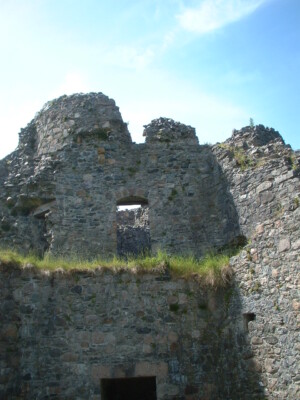 Old Inverlochy castle